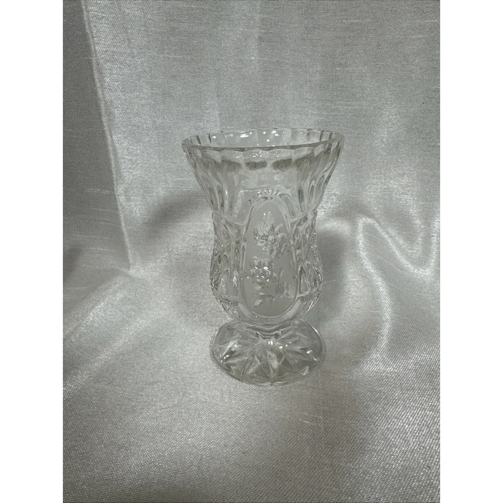 Vintage Zajecar Crystal Footed Bud Vase ~‎ Yugoslavia ~ 4.75